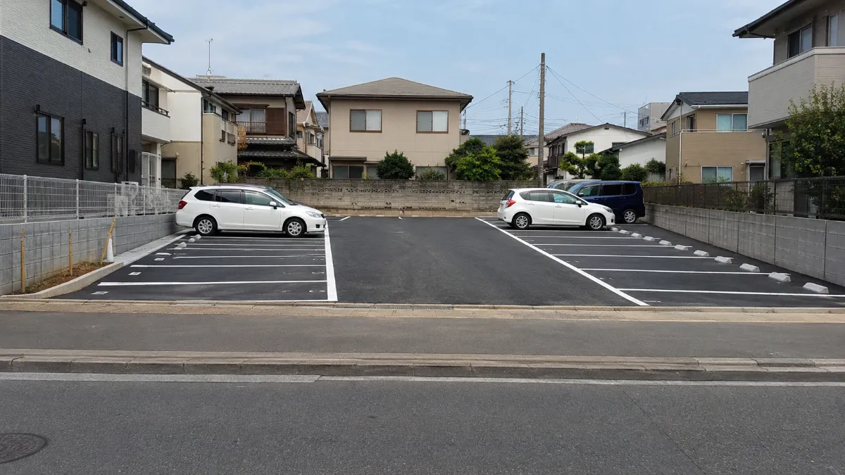 老朽空き家を解体し、土地活用へ